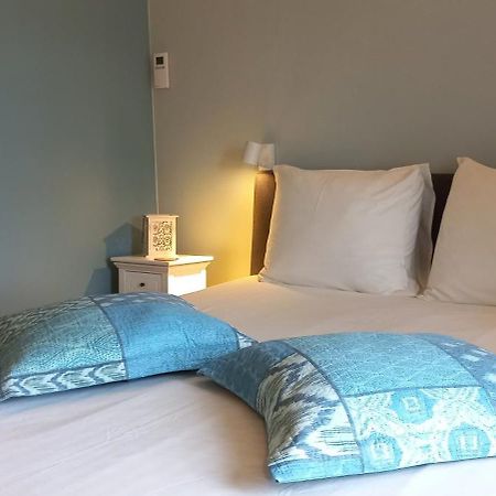 Gite Et Chambres D'Hotes Le Chene Billault Pouant Exterior foto