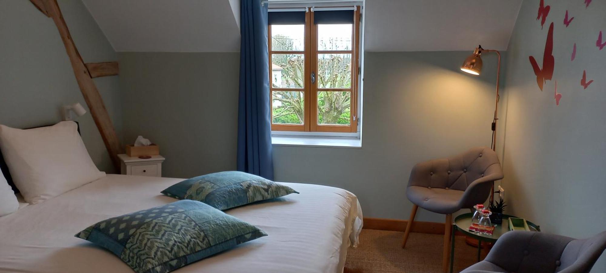 Gite Et Chambres D'Hotes Le Chene Billault Pouant Exterior foto